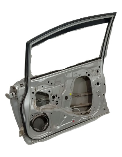 Porta Dianteira Lado Direito Honda Fit 2011 2012 2013 Pequeno Detalhe